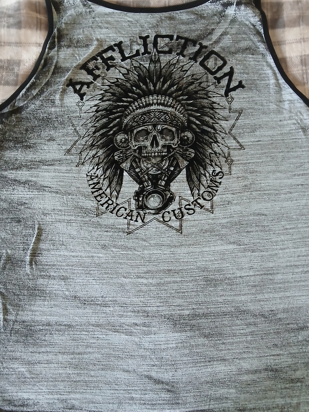 Affliction Men's Grey Graphic Tank Top REVERSIBLE Native Skull Design 3X [XXXL] - Picture 2 of 6